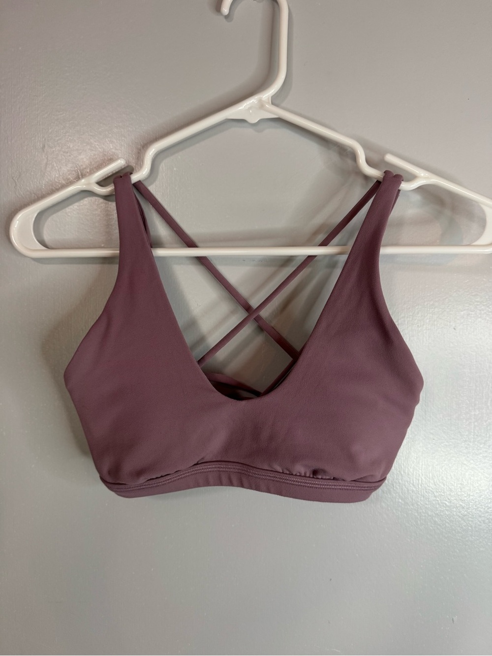 Lululemon Athletica Mauve Crossback Sports Bra Size 2